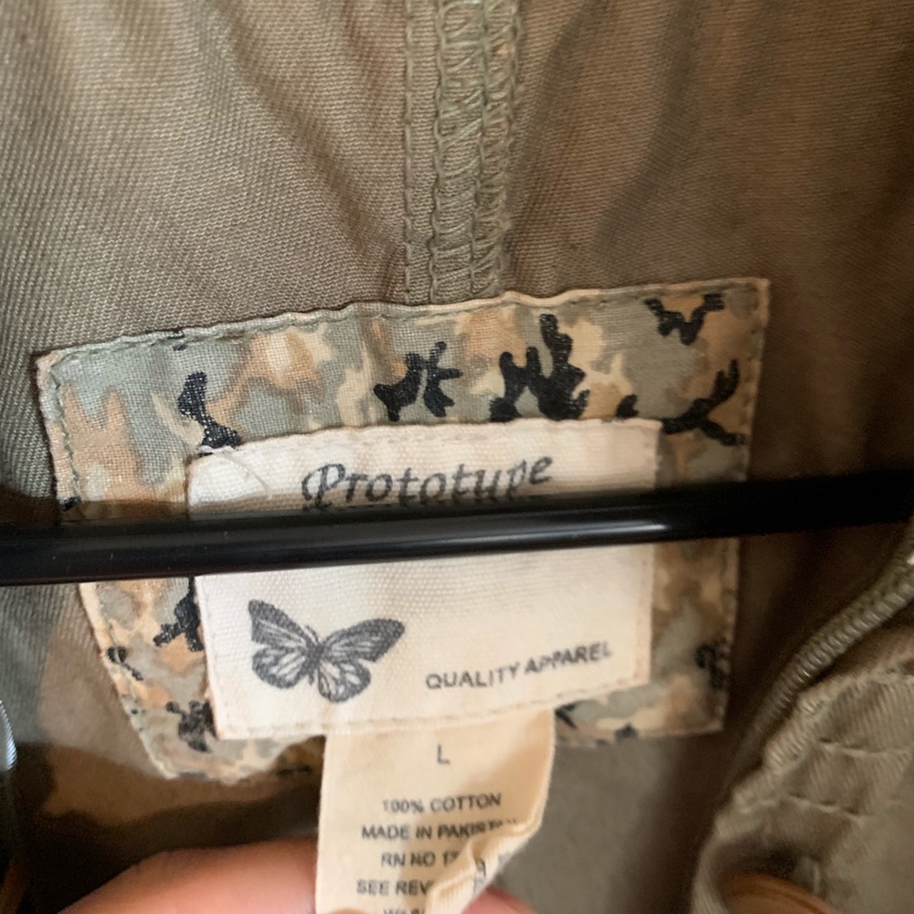 Jacket - Picture 3 of 3